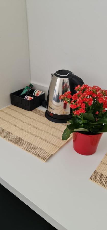 Mika Apartment And Studios زغرب المظهر الخارجي الصورة